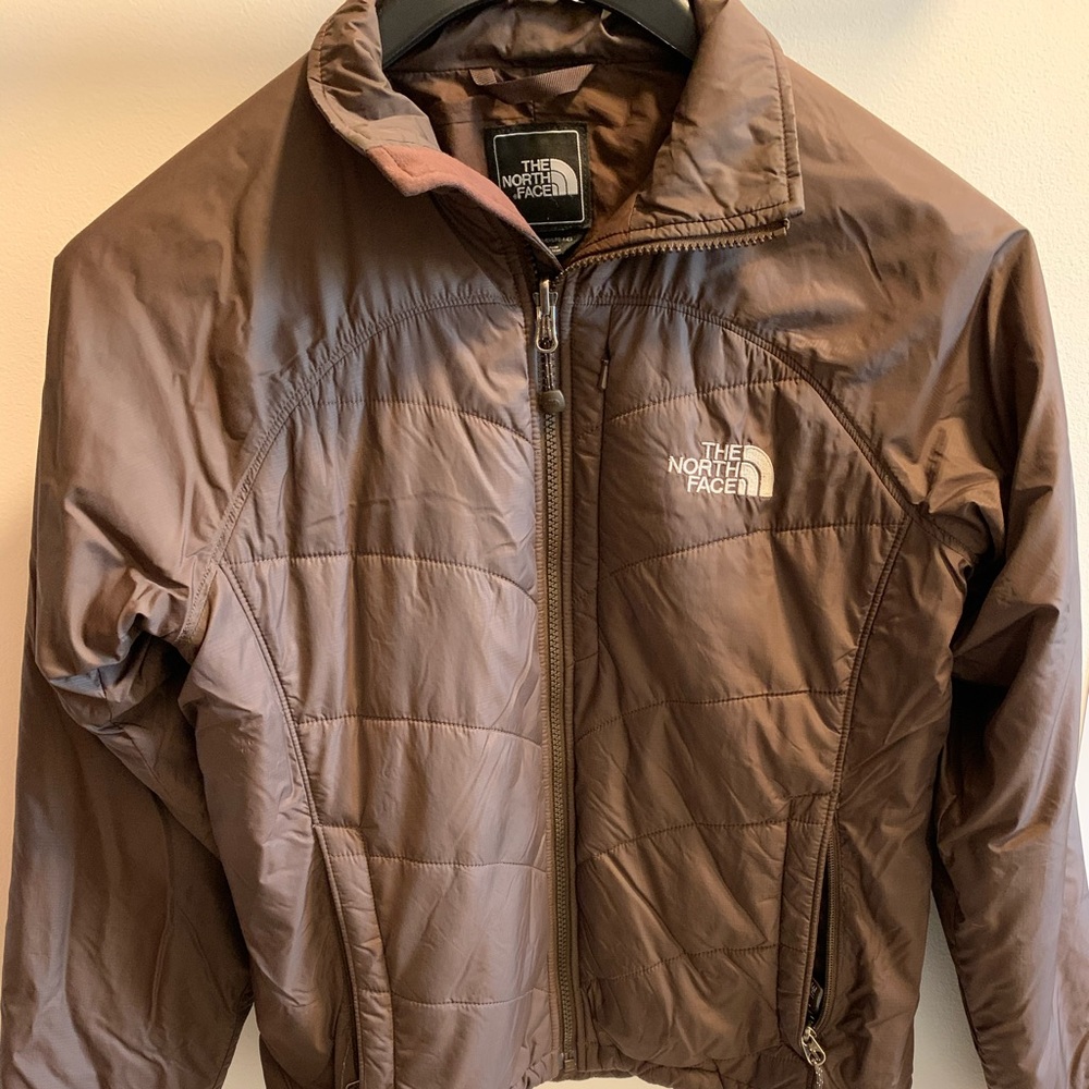 Woman’s North Face Jacket Brown Small